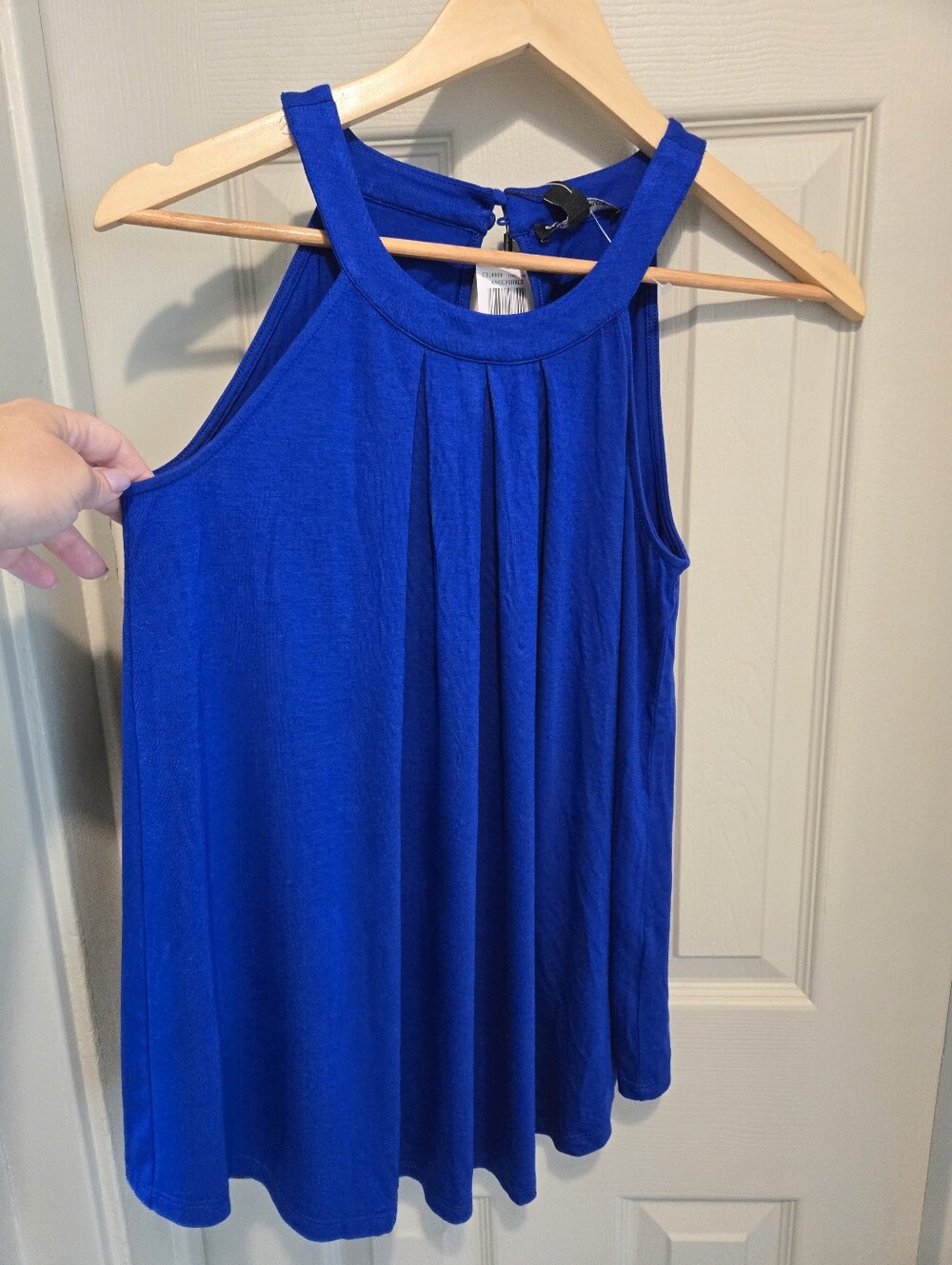 Cable & Gauge Sleeveless Pleated Halter Top - Royal Blue sz Small